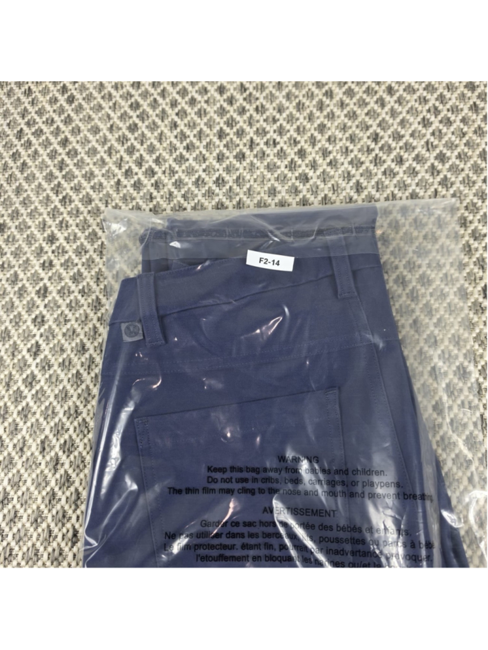 Lululemon Navy Blue Slim Straight Pants Women’s Size 28 Stretch Casual Career - Picture 10 of 10